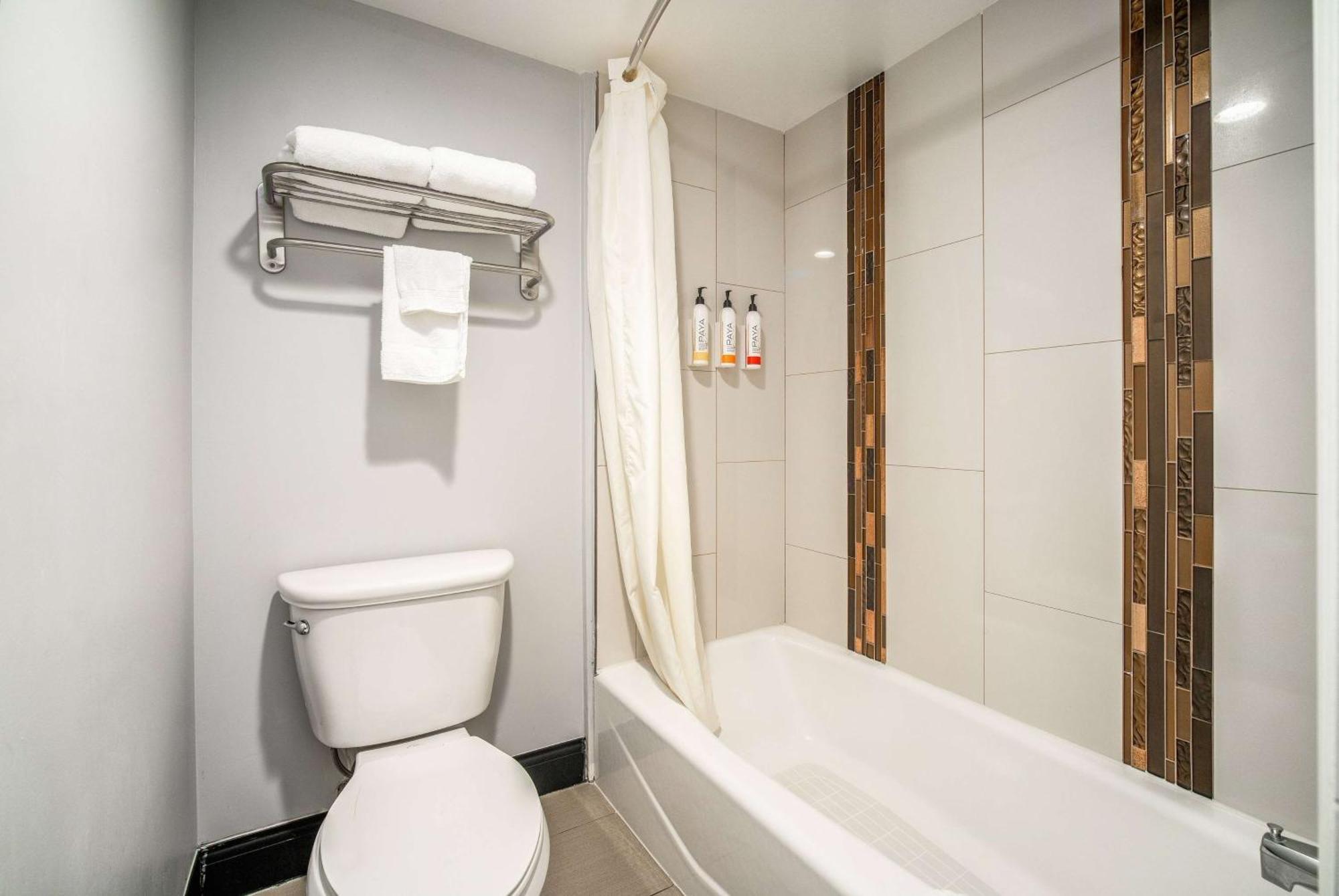 Travelodge Inn & Suites By Wyndham Bell Los Angeles Area Esterno foto