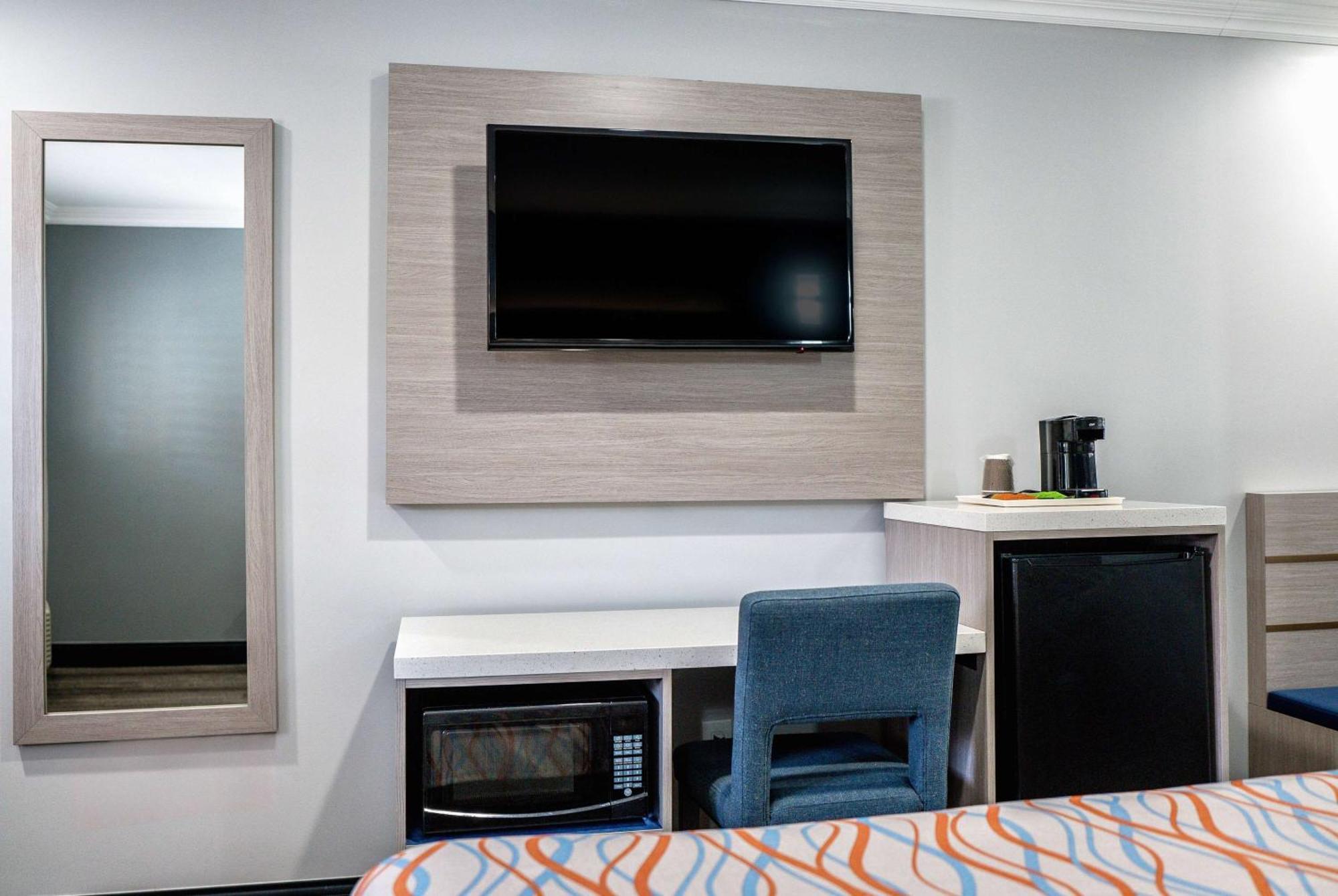 Travelodge Inn & Suites By Wyndham Bell Los Angeles Area Esterno foto