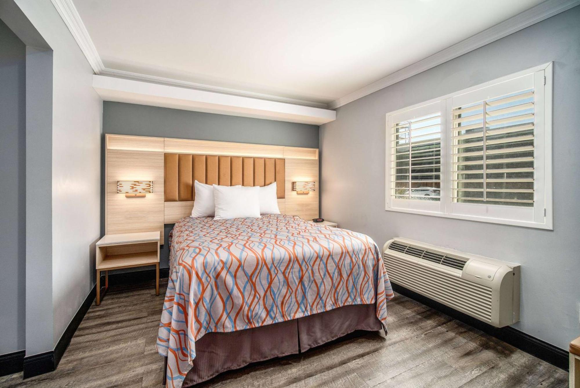 Travelodge Inn & Suites By Wyndham Bell Los Angeles Area Esterno foto
