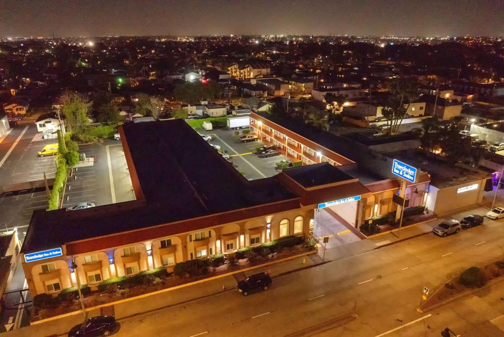 Travelodge Inn & Suites By Wyndham Bell Los Angeles Area Esterno foto