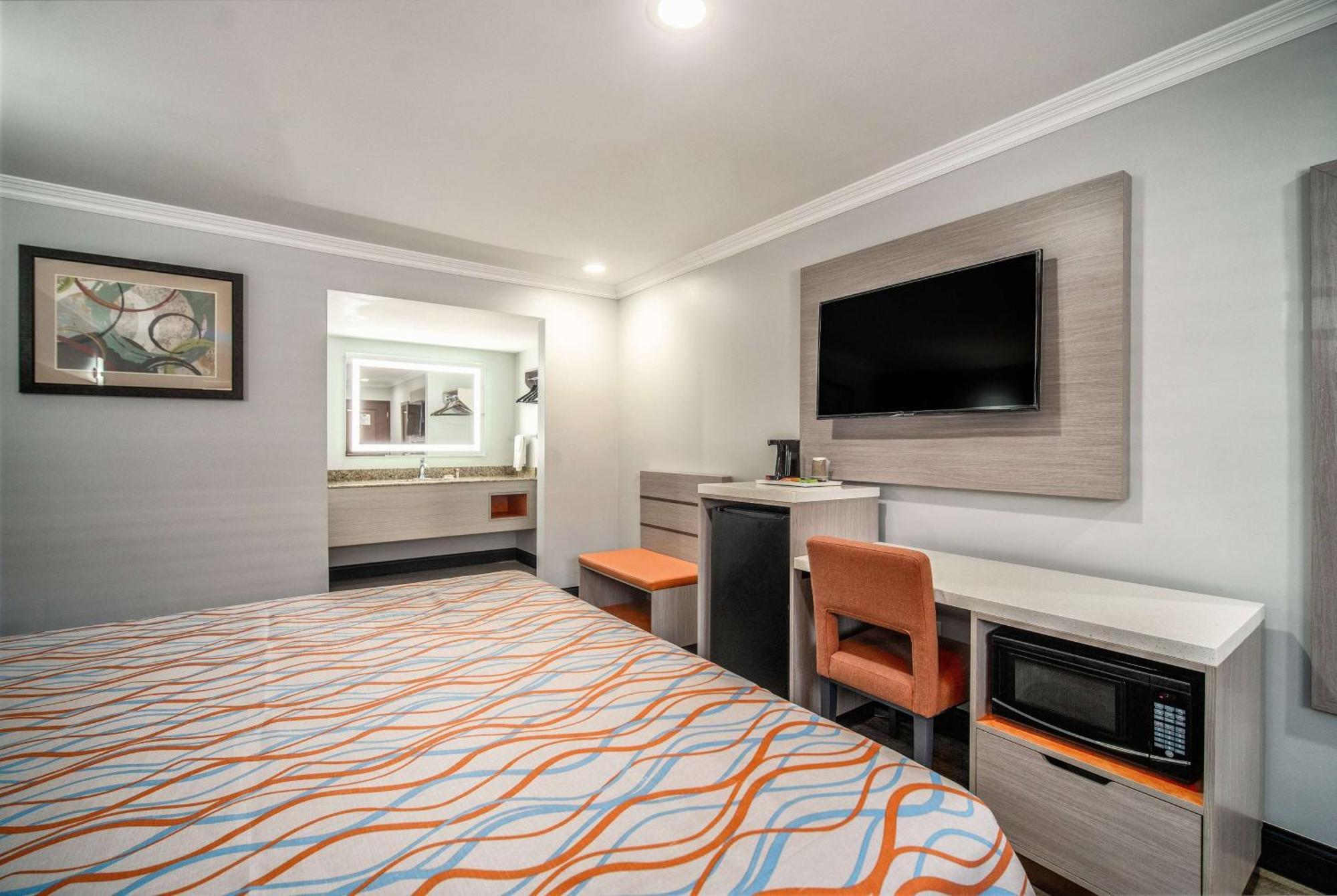Travelodge Inn & Suites By Wyndham Bell Los Angeles Area Esterno foto